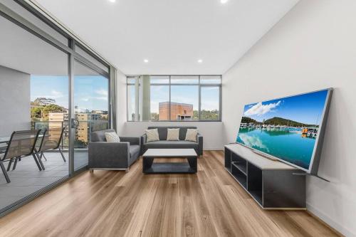 Two Bedroom Private Apartment In Lane Cove with Parking in Hunters Hill