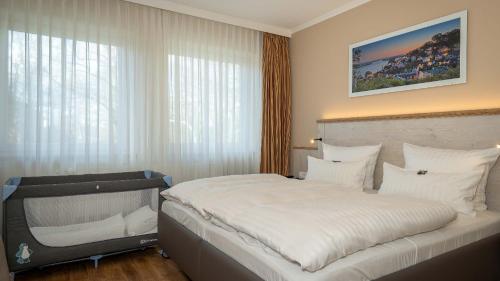 Hotel Garni Rosengarten - image 10