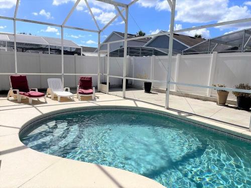 Hampton Estates with Private Pool Retreat Close to Disney