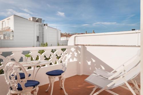 Triple Room with Terrace image 5