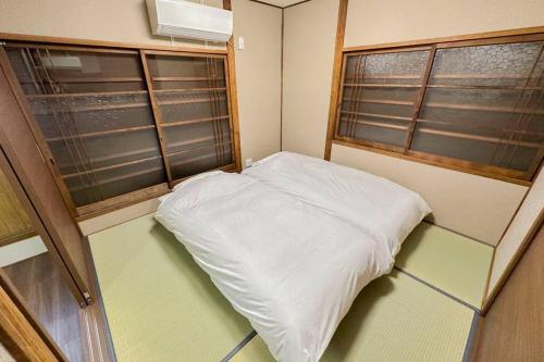 西九条徒歩3分 USJまで15分 フルリノベーション アクセス抜群, Osaka