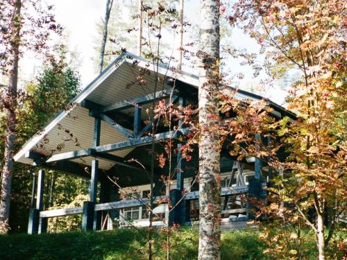 Fish & Fun Holiday Village in Paaso