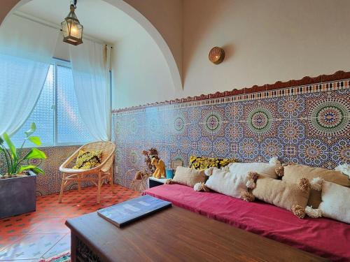 RIAD NANA - Hotel - Ena