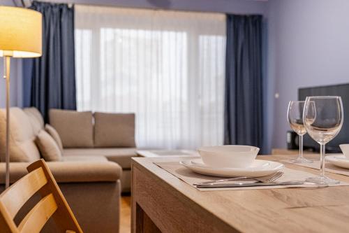 Peaceful Apartment with FREE Parking