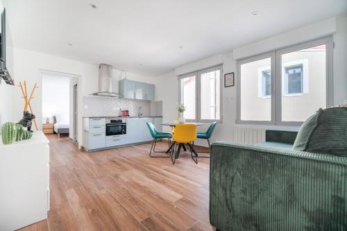 Perfect flat for 4 people #7 near Curry House