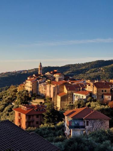Torre degli Svizzeri in Civezza