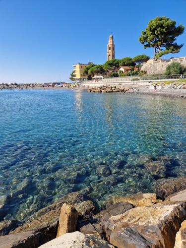 Torre degli Svizzeri in Civezza