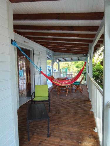 Skats, Maison TAMARIN in Bouillante