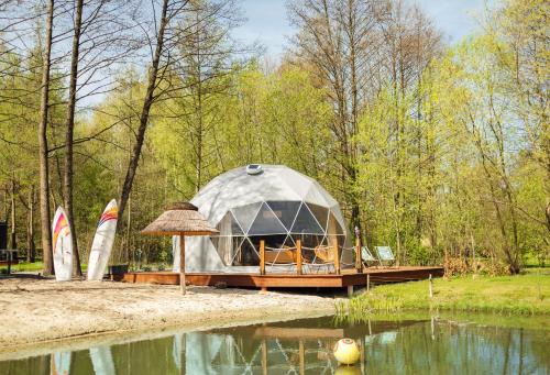 . Domki i Glamping Nałęczów - Pod Łysą Górą