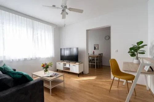1BR Haven with Swift City Access by HM in Wien, Österreich