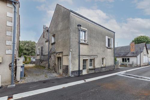 Loire-side house near Angers