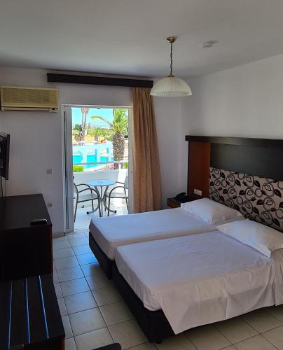 Double or Twin Room with Pool View