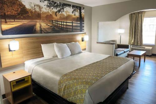 Days Inn & Suites by Wyndham Opelousas