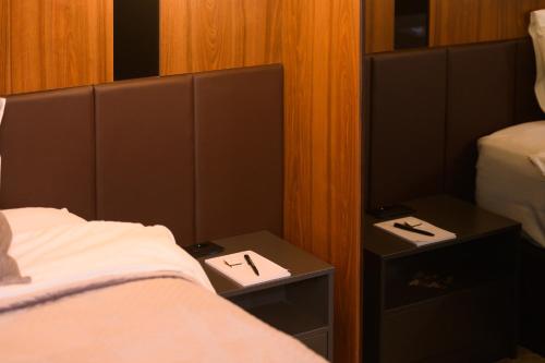 545168218 Hotel Macedonia Square