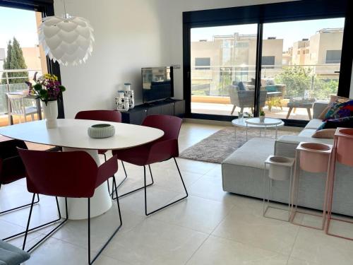 Elegante apartamento en Jardines de Montesolana 2