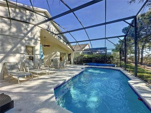 4 bedrooms, 7 beds