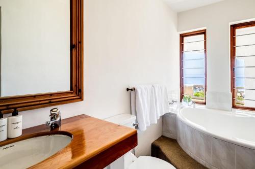 Coastal Haven Sidra Villa - image 4