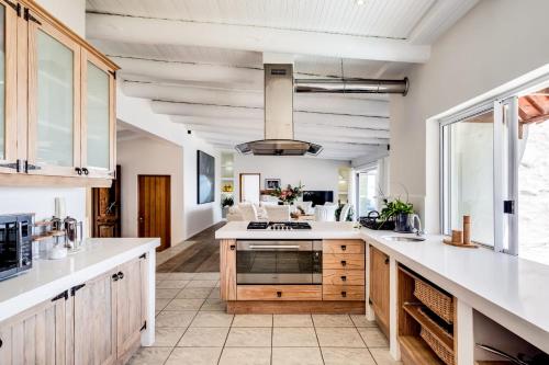 Coastal Haven Sidra Villa - image 9