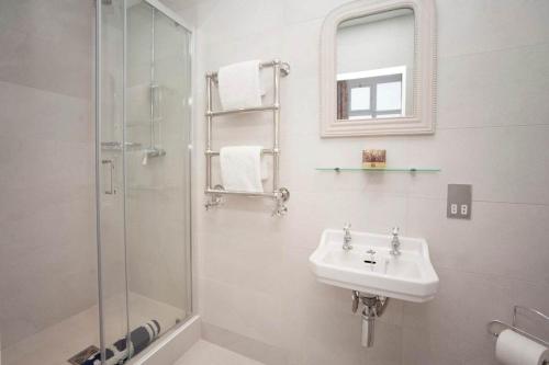 Stylish City Centre Apartment - Bath, Bath (Foto 6)