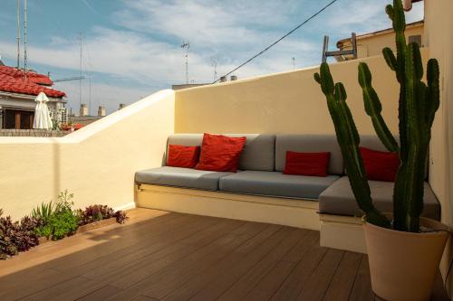 SingularStays Roger de Flor - image 2