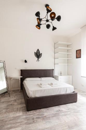 Youhosty - Padova Quater 199, Mediolan