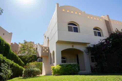 Beautiful 2-Bed Villa in Makadi Heights