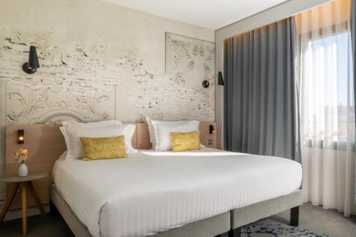 1 queen bed