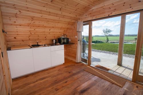 Exterior view, Glamping Pod 4 Truce in Cayton