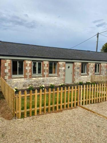 Pretty cottage near Cirencester