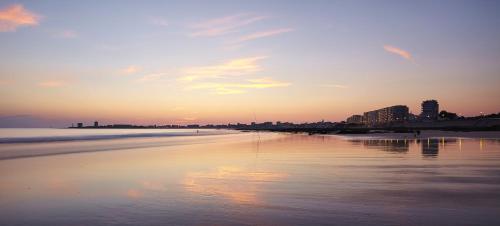 Le Soleil Levant - Appartement Proche Plage - image 5