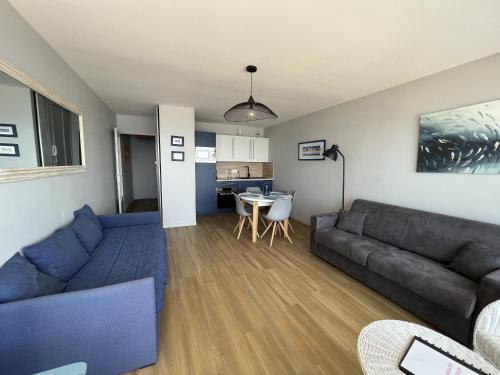 L'Océane - Appartement 2 Etoiles Face Mer Parking - image 3