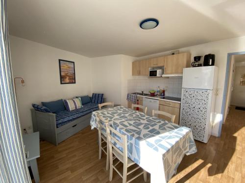 Le Souvenir Intemporel - Appartement avec Piscine Parking - image 2