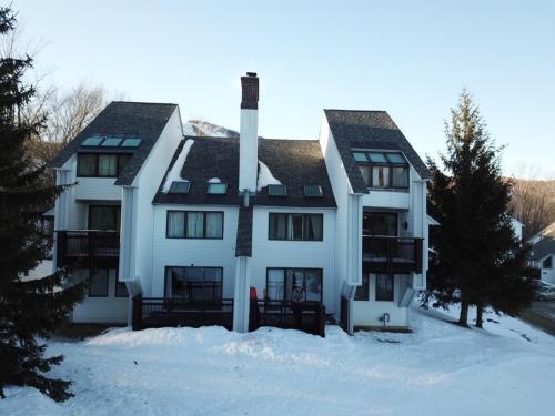 Sunrise Mountain Village in Killington, USA