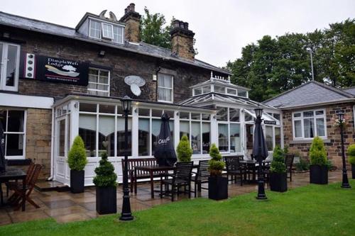 Kert, Dimple Well Lodge Hotel in Wakefield