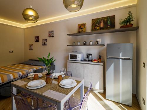 Macaia Apartment with AC