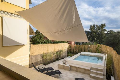 Villa Nina with Private Plunge Pool, 5km to Corfu Town