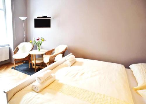 Grey cozy apartment 1