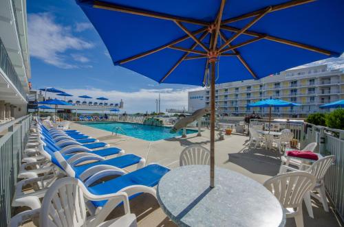 Fleur de Lis Beach Motel - 수영장