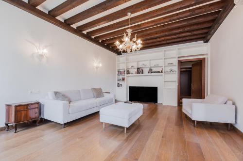 GuestHost - Elegant Apartment near Piazza San Marco, Venise (photo 4)