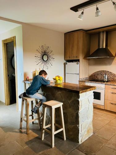 Kitchen, El Rincon de Willy in Zazuar