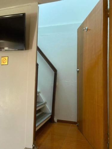 Big Brother Condotel - image 5