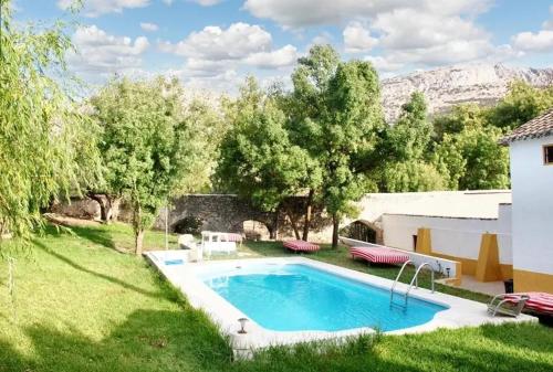 Exceptional villa with pool in Villanueva del Trabuco