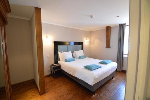 Hotel de la Poste - Relais de Napoleon III - image 11