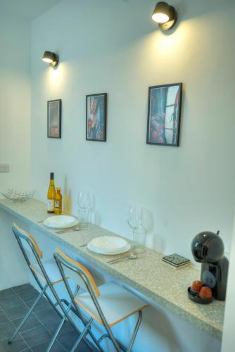 Cozy 1bedroom, roof terrace near Valletta DAZZ1-2 in Il-Furjana