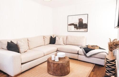 Pye Corner Cottage, by Solace Stays in Bellaghy