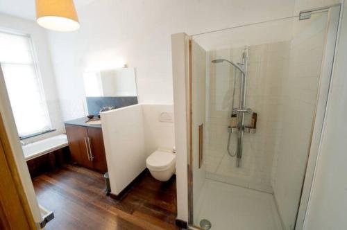 Grand appartement d'artiste cosy et proche de tout, Brusel (fotografie 9)