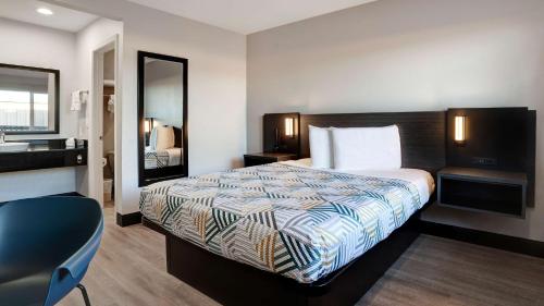 1 queen bed
