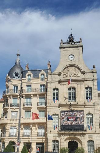 Le Grenier, Climatisation Terrasse Wi-Fi Netflix 15 mn coeur de ville