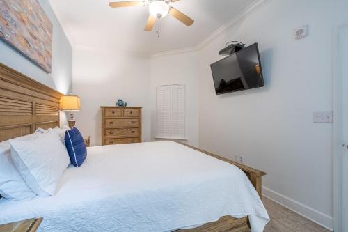 The Oasis 704 - image 5