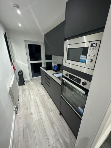 Central London- Zone 2 En-suite Room, London (photo 5)